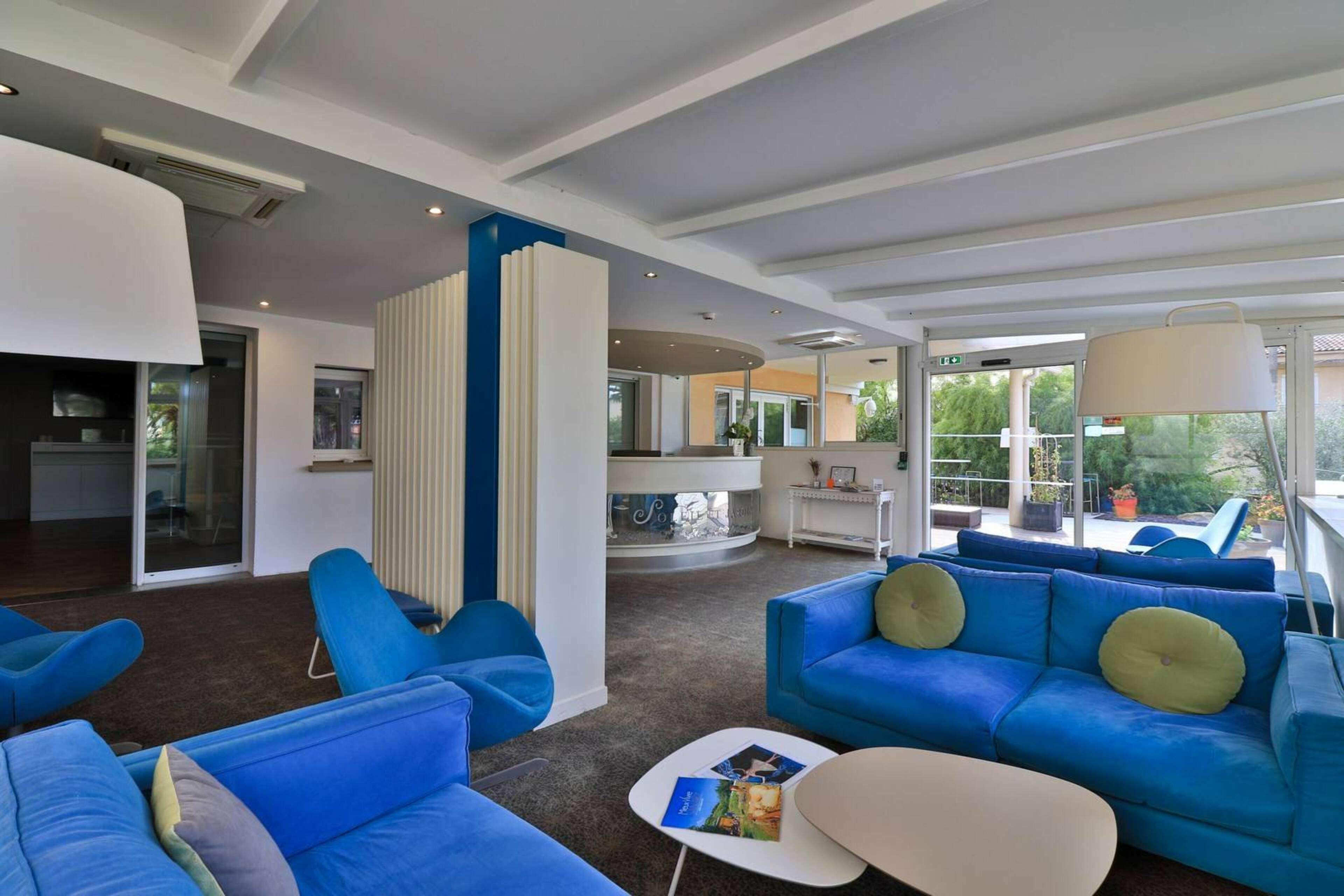 Hotel Sanary, Soleil Et Jardin - Renovation Hiver 2024-25 Buitenkant foto
