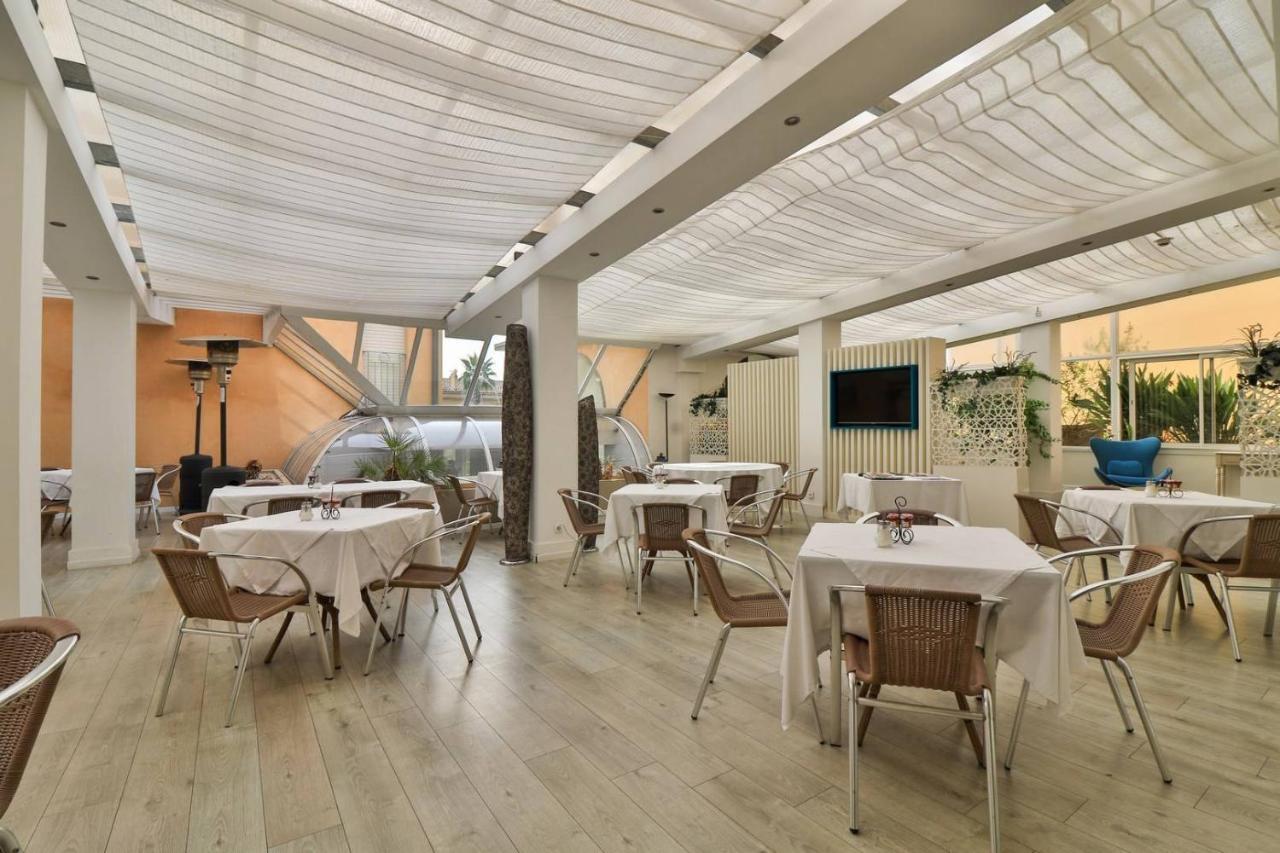 Hotel Sanary, Soleil Et Jardin - Renovation Hiver 2024-25 Buitenkant foto